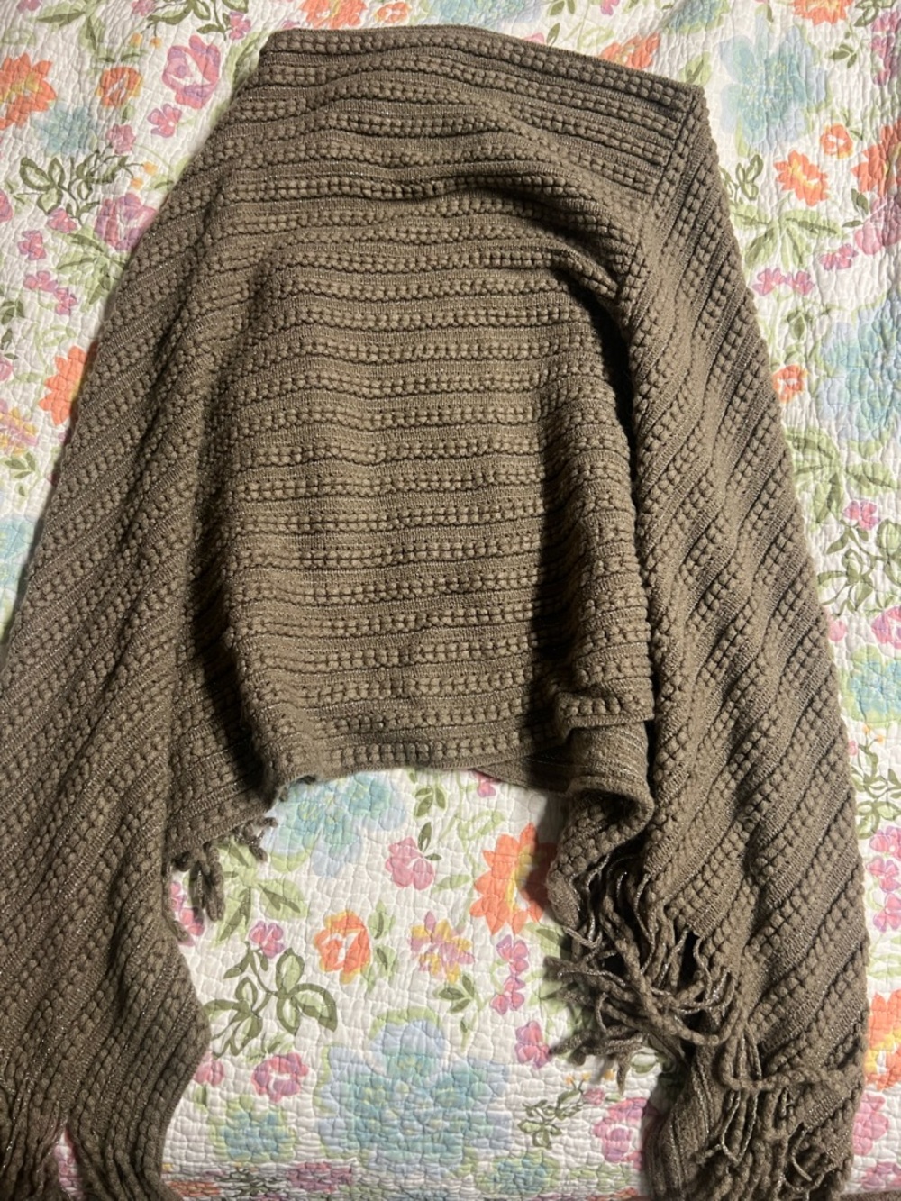 Chunky Knit Fringe Shawl - Olive Brown